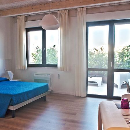 Four Rooms Guesthouse Oristano Exterior foto