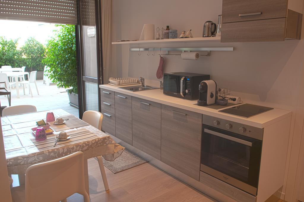 Four Rooms Guesthouse Oristano Exterior foto