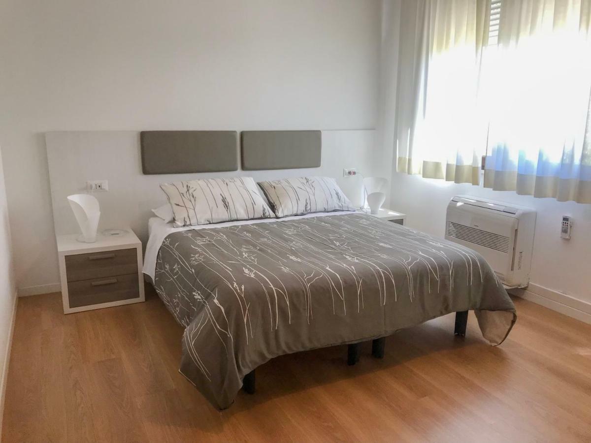 Four Rooms Guesthouse Oristano Exterior foto
